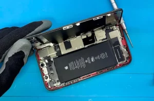 Read more about the article Can iPhone motherboard be repaired?